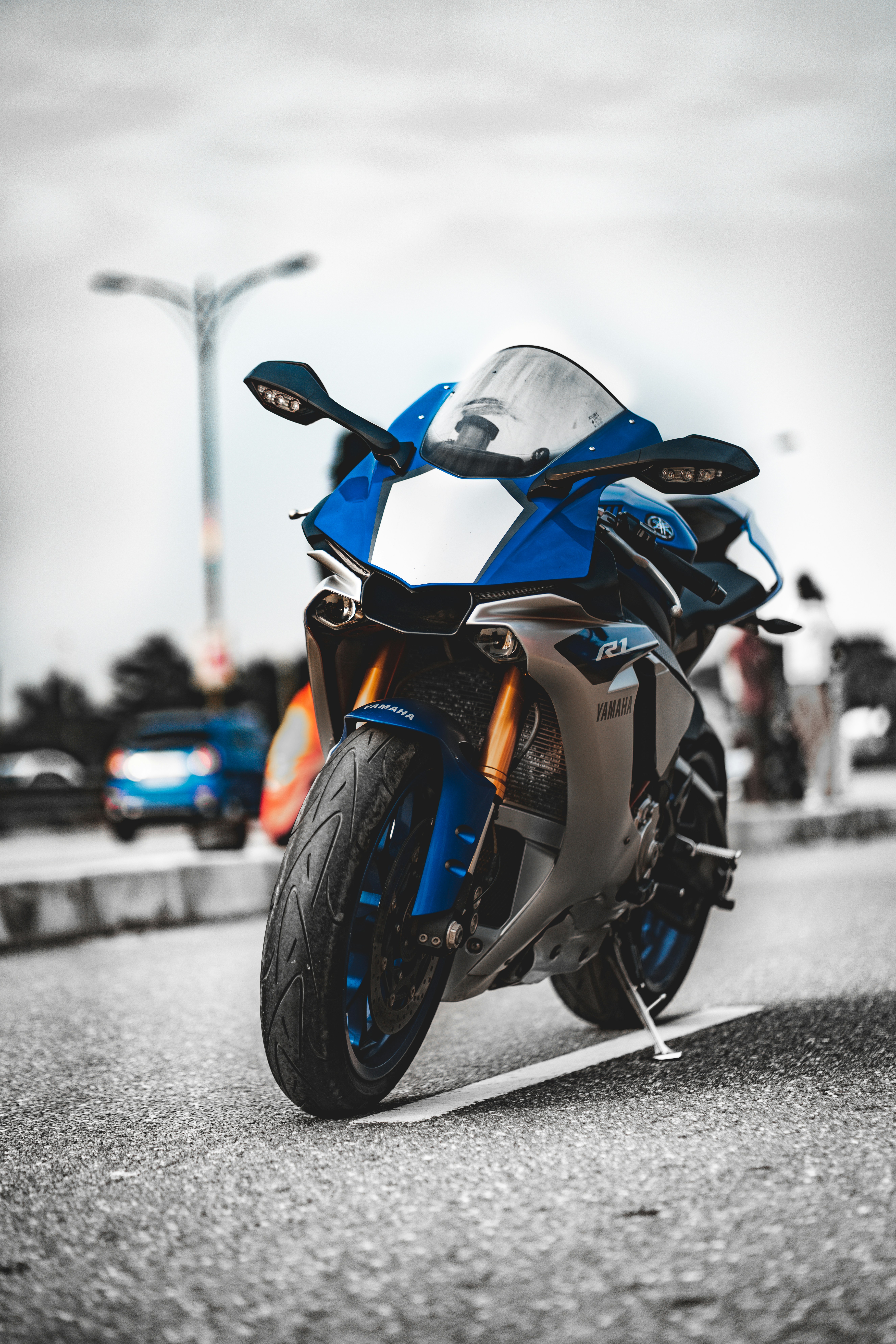 Yamaha R7